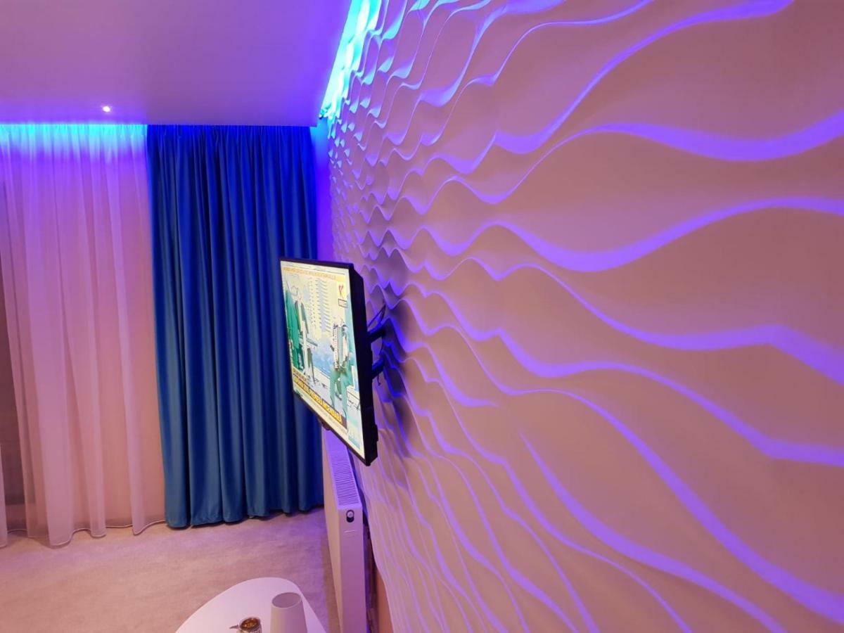 Art Boutique Central Targu Jiu Ngoại thất bức ảnh