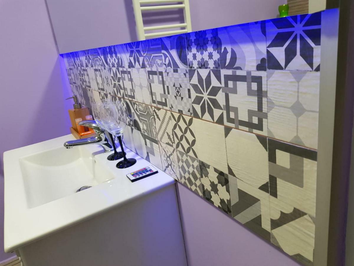 Art Boutique Central Targu Jiu Ngoại thất bức ảnh